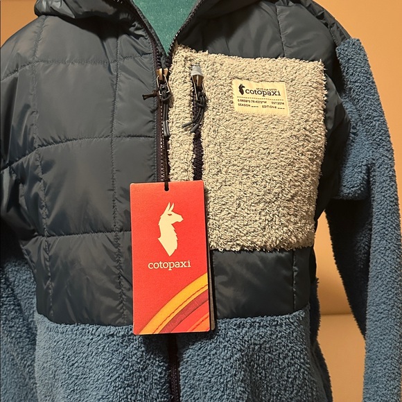 Cotopaxi Fleece Jacket - Picture 2 of 4